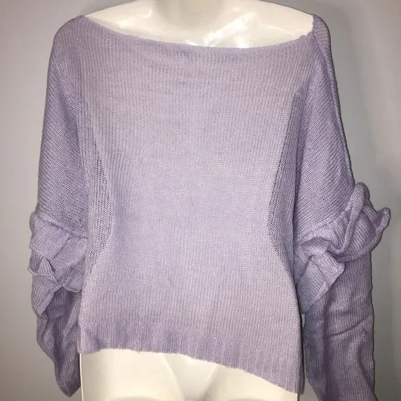 Ruffled Sleeve Beaded Knit Top - Picture 6 of 7